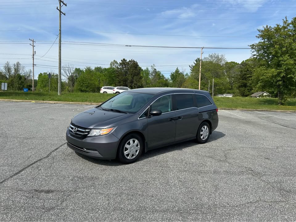 2016 HONDA Odyssey LX