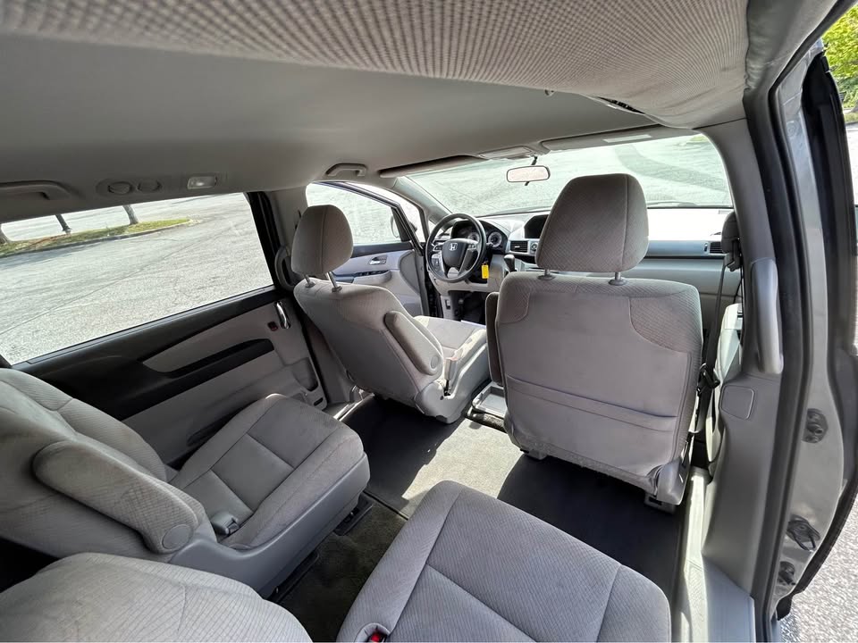 2016 HONDA Odyssey LX - Thumbnail 6