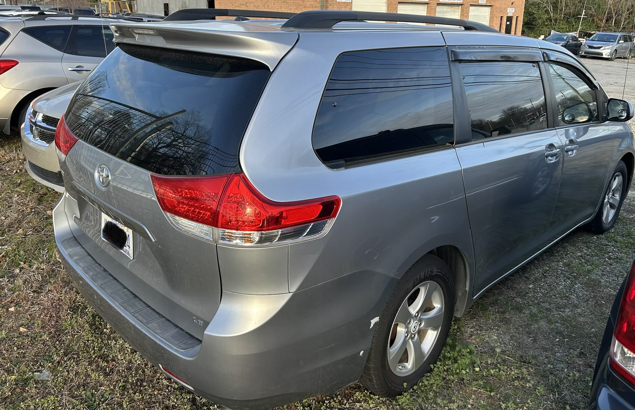 2012 TOYOTA Sienna - Thumbnail 6