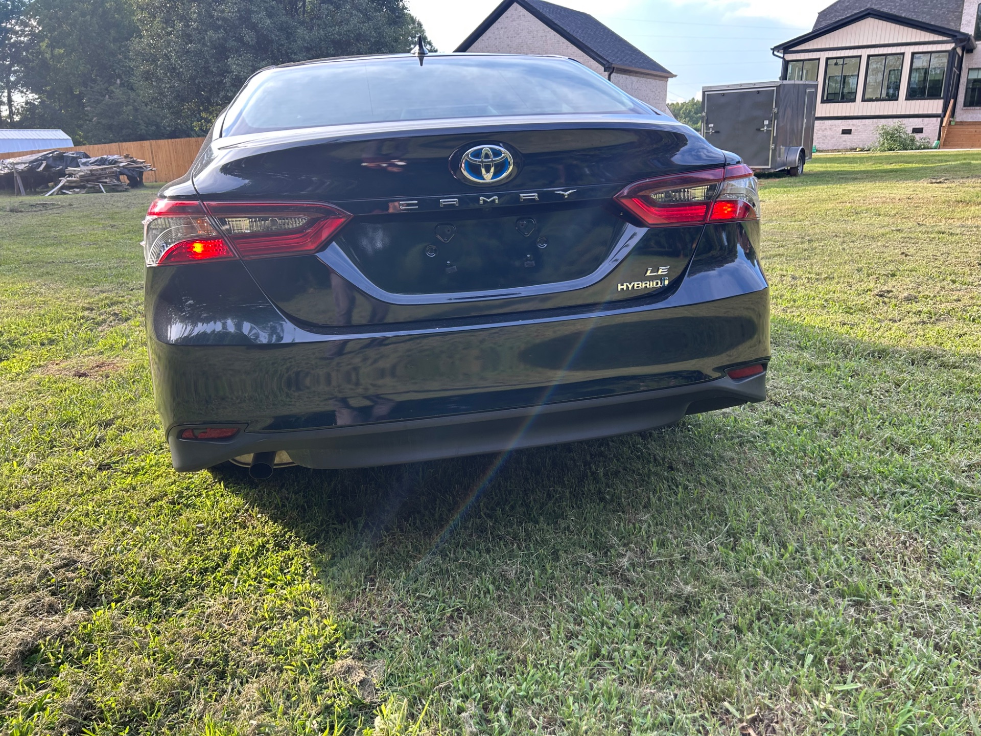 2021 TOYOTA Camry Hybrid LE - Thumbnail 4