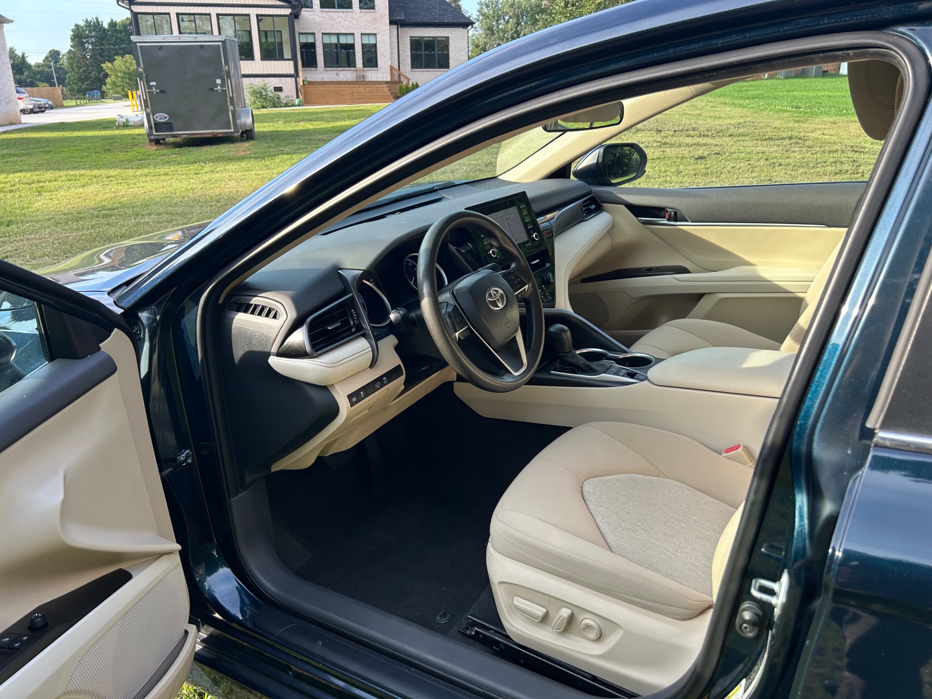 2021 TOYOTA Camry Hybrid LE - Thumbnail 7