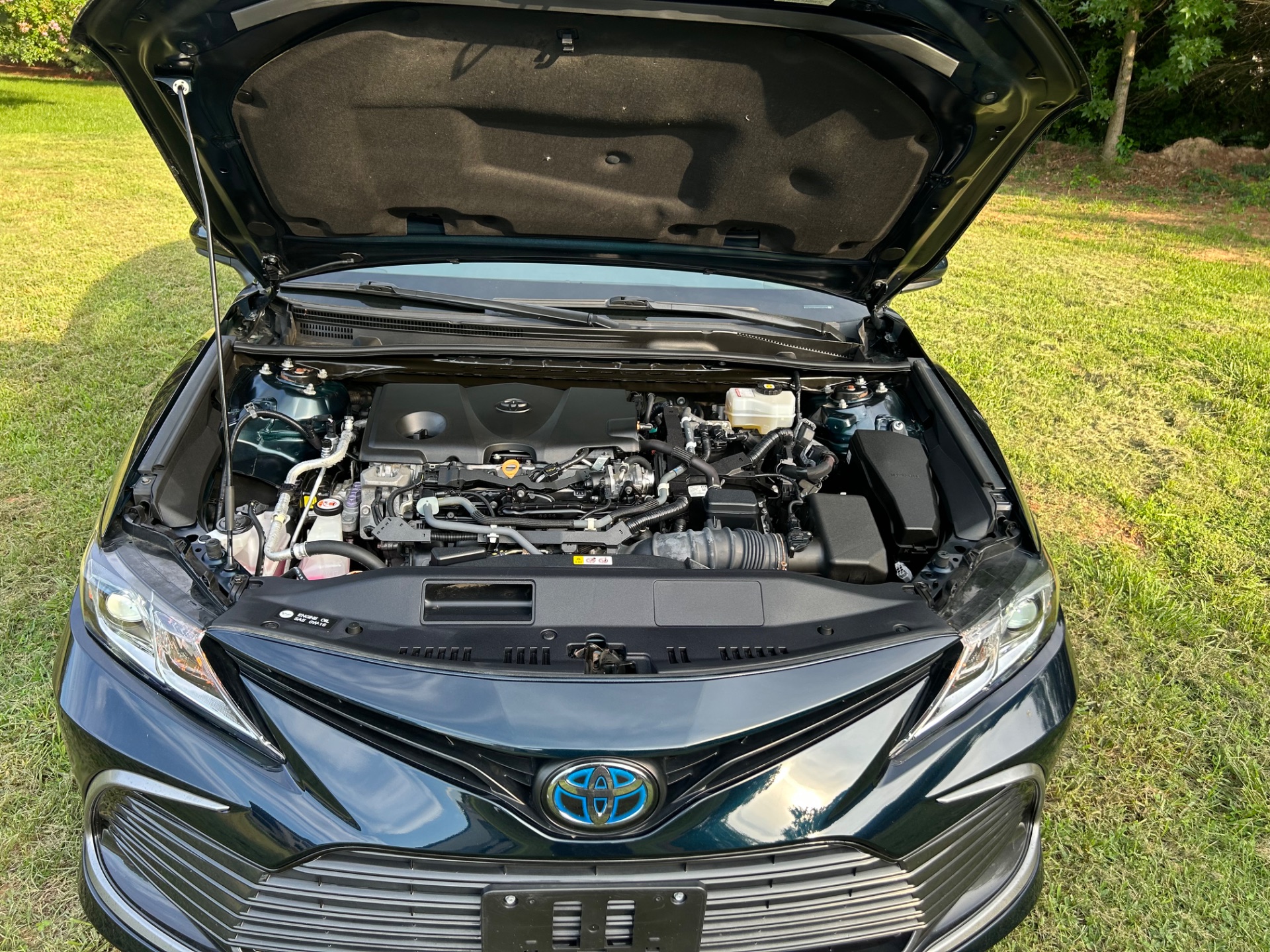 2021 TOYOTA Camry Hybrid LE - Thumbnail 9